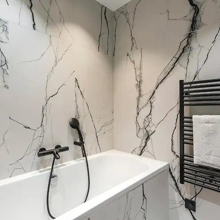 Lejlighed 8th 3-bedroom - 6 Guests Lyon