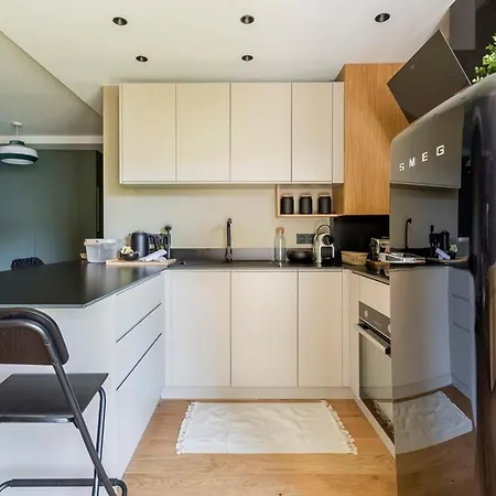 8th 3-bedroom - 6 Guests * 리옹